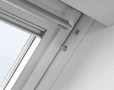 VELUX security lock (ZOZ 012K1): Enhance safety on centre-pivot roof windows